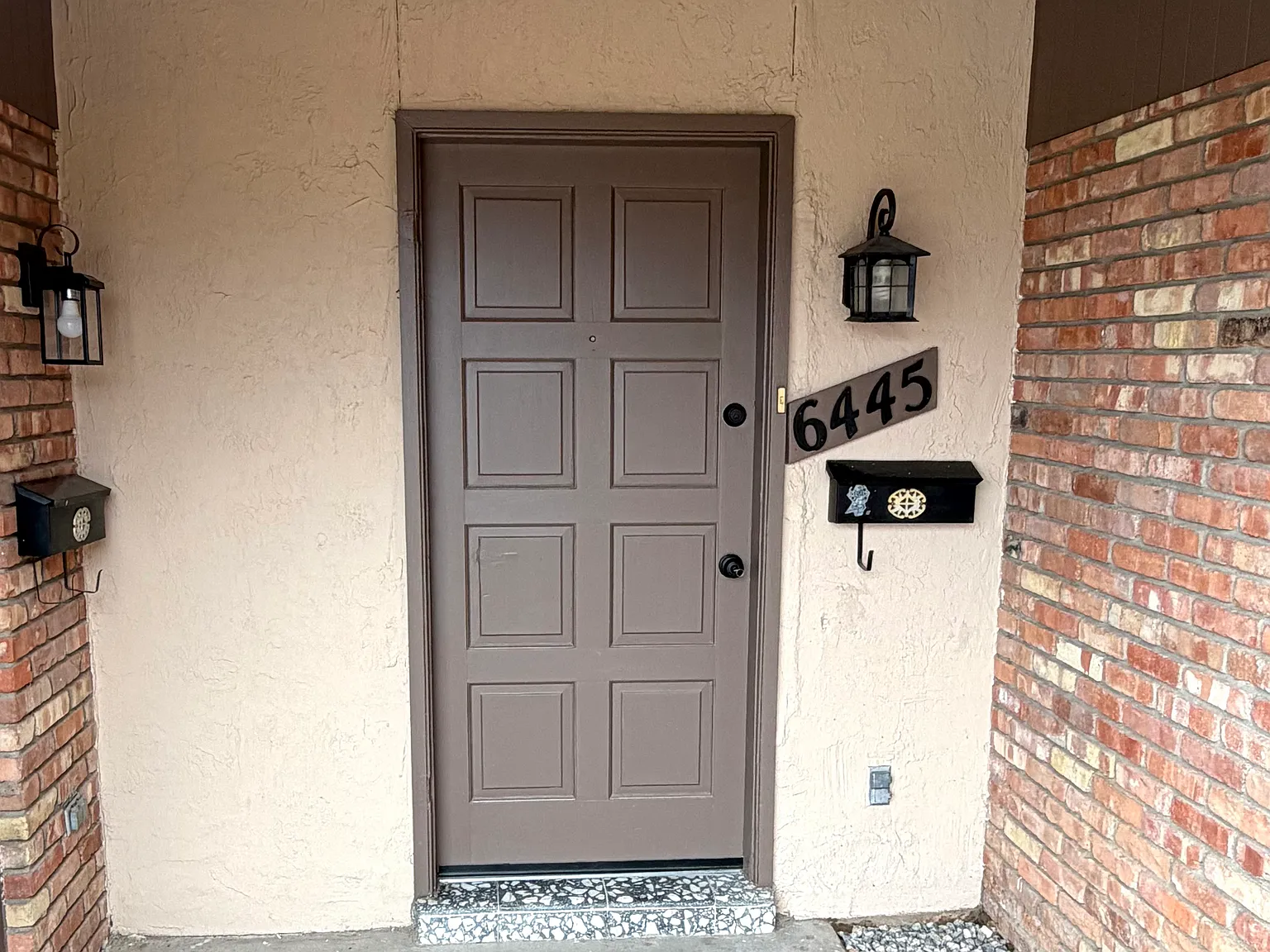 3 bed, 1500 sqft, $1,750 — Photo 1