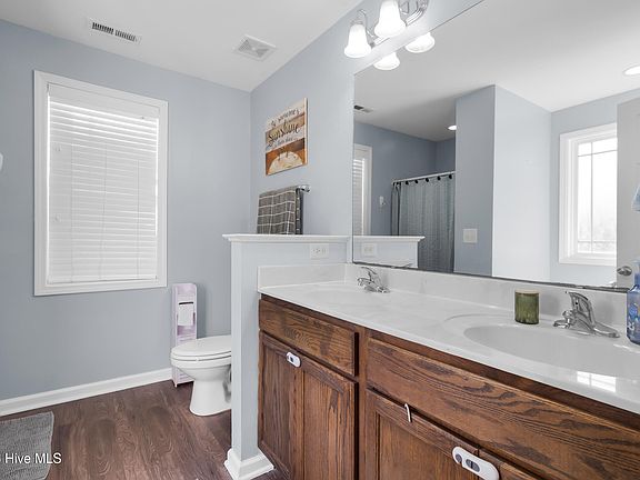5th image of 306 Tuscan Court