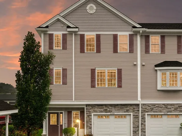 264 Winn St APT D, Burlington, MA 01803