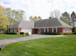 477 Windridge Dr, Racine, WI 53402