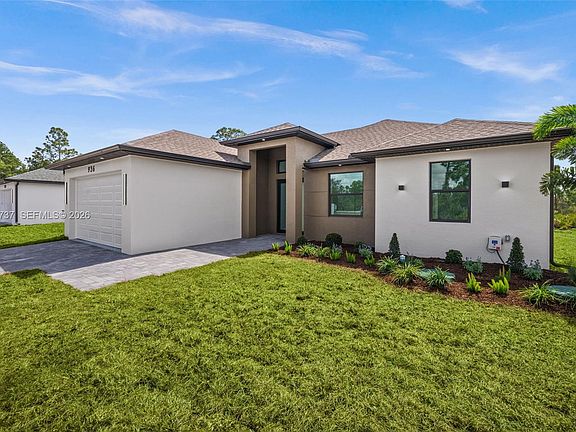 3rd image of 936 Bolivia Dr
