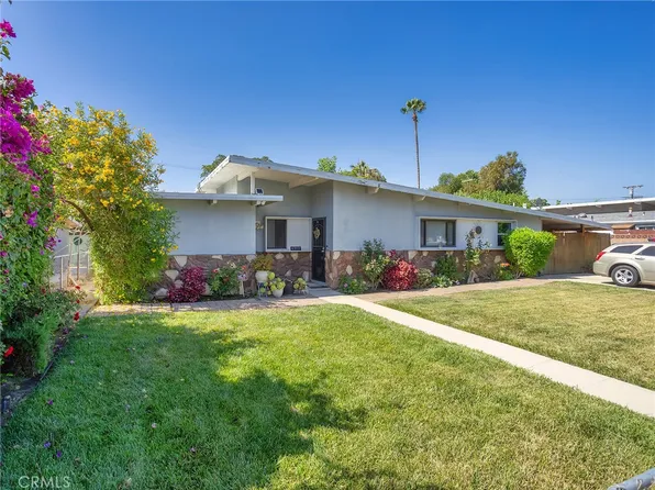 19420 Strathern St, Reseda, CA 91335