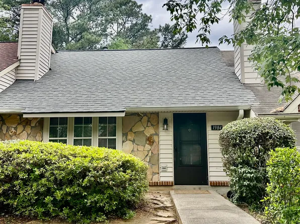 1984 Cheatham Woods Dr SW, Marietta, GA 30008