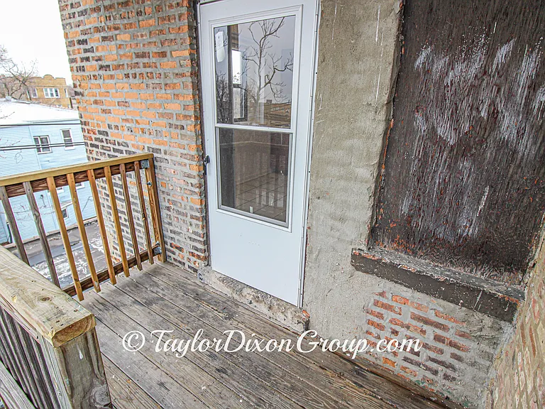 4033 W Gladys Ave #2S — Photo 26