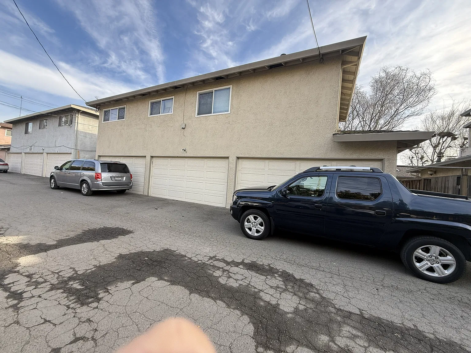 2 bed, 850 sqft, $3,115 — Photo 2