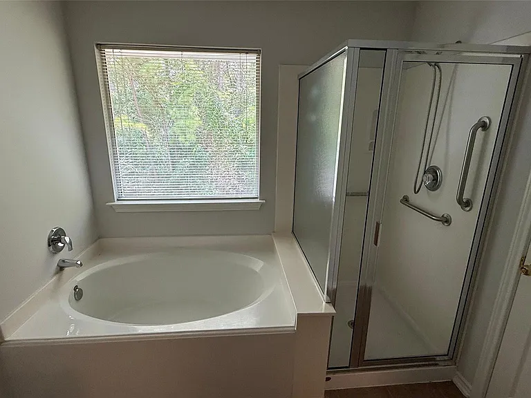 35 Ledgestone Pl — Photo 21