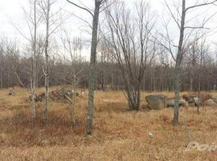 526 Crystal Dr, Duluth, MN 55811