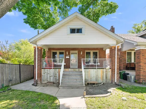 1220 Bruce Ave, Windsor, ON N8X 1X3