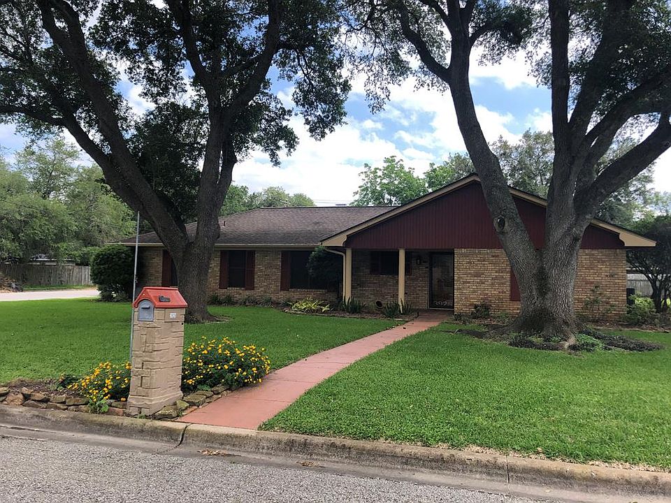 1st image of 3928 Heatherglen St