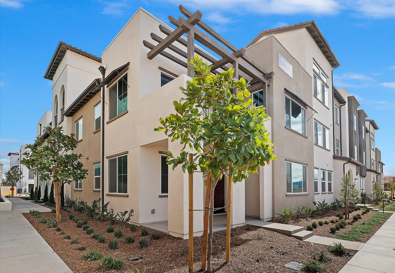 16135 Linden Ln, Chino, CA 91708 | Zillow