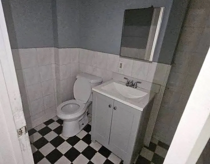 114 W Parmenter St #2 — Photo 6