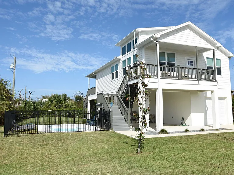 37 Atlantic Dr #ID1261604P — Photo 46