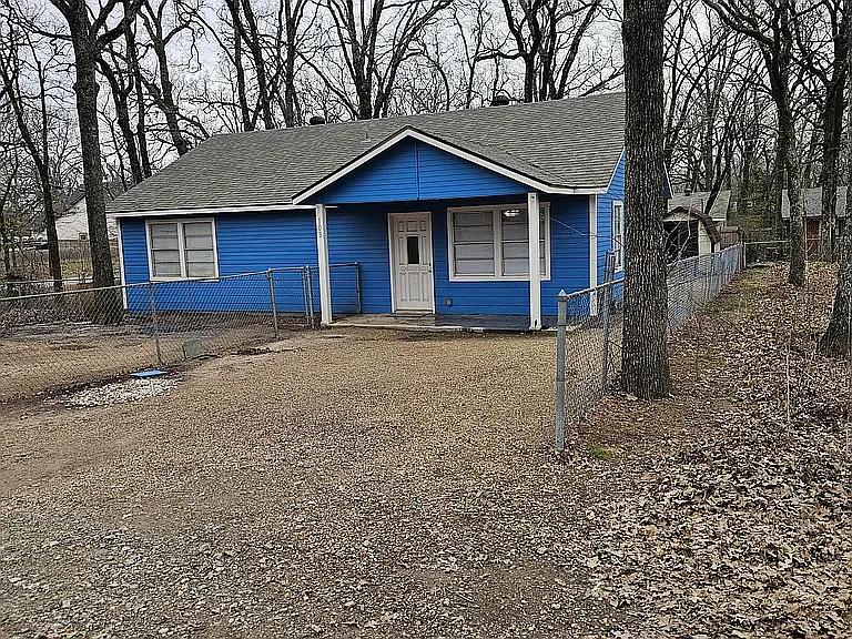 Forrest Oaks Dr — Photo 4