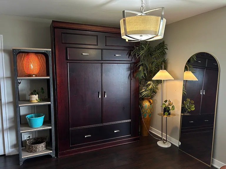 Murphy Bed