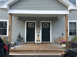 8 Sedona Dr #B, Gorham, ME 04038