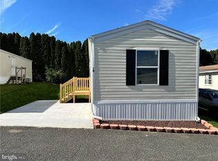 10 Woodland Ln LOT 10, Mertztown, PA