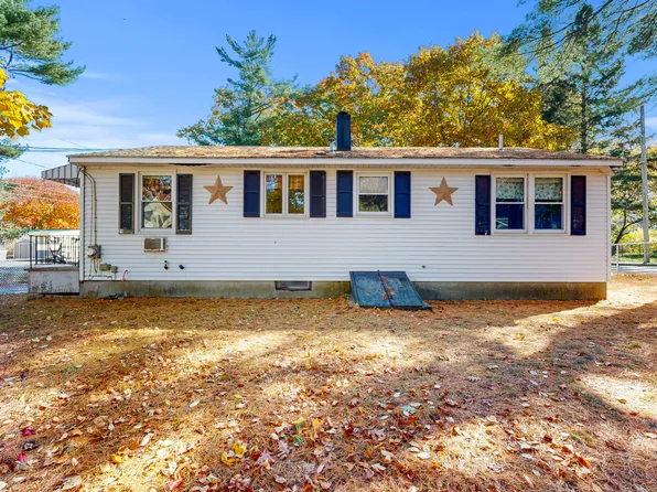 2 Cottage Avenue, Old Orchard Beach, ME 04064