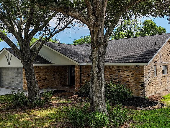 3rd image of 51 Sweetgum Ct