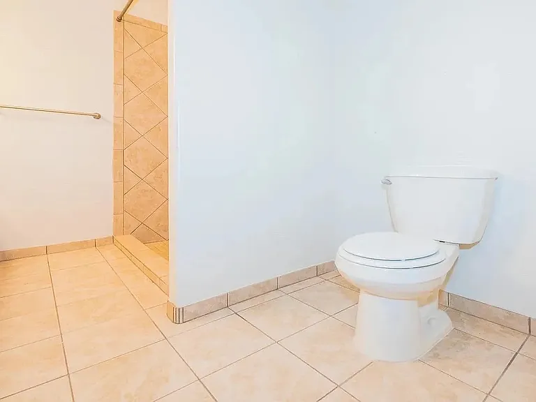 5009 S Park Ave #1 — Photo 16