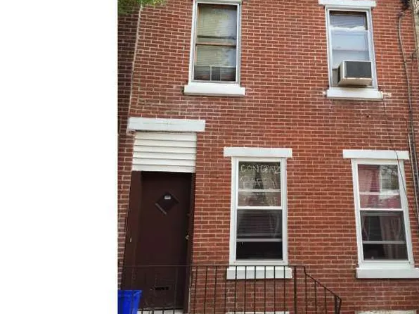 1616 Titan St, Philadelphia, PA 19146