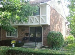 8102 E Bromley Pl, Indianapolis, IN 46219