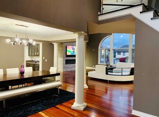 1441 Clear Creek Dr, Rochester Hills, MI 48306