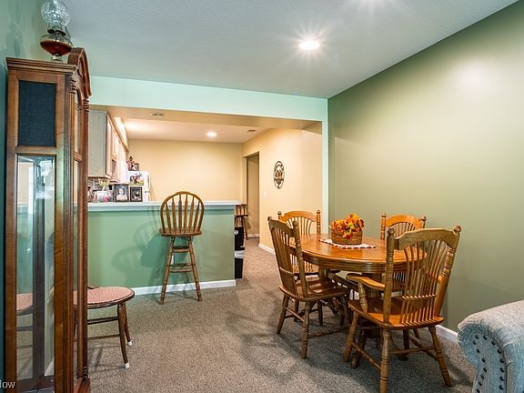 2nd image of 1918 S Lincoln Ave Unit 3