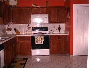 3rd image of 10361 Amanda Dr
