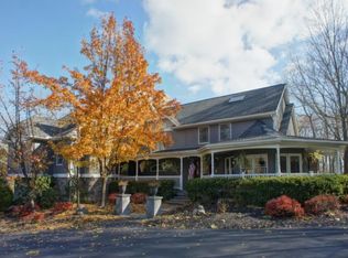 556 Fish Hill Rd, Tannersville, PA 18372