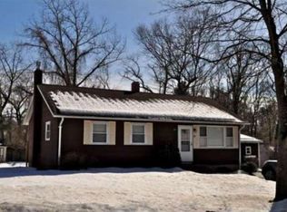 21 Ruby Rd, Springfield, MA 01108