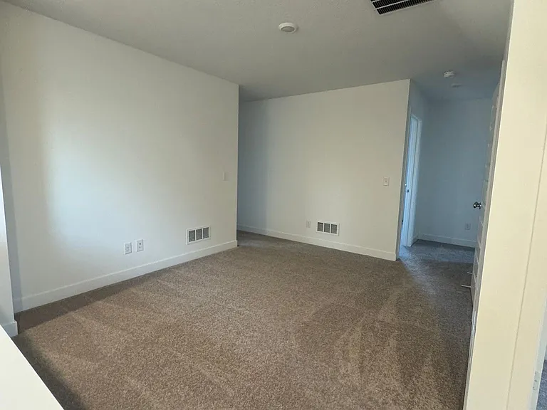 15370 Farrington Way — Photo 22