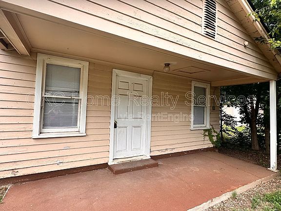 2nd image of 2533 1/2 NW 39th Expy
