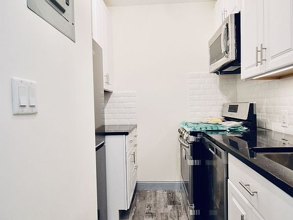 4th image of 9 W 110th St APT 46