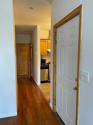 3rd image of 2209 Steinway St #1
