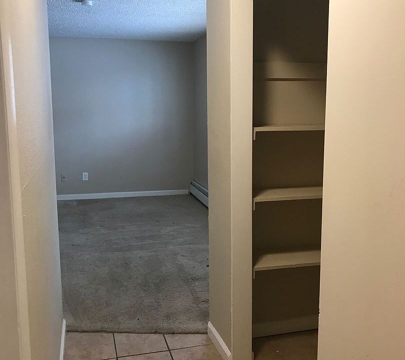 1st image of 827 37th Ave APT 104