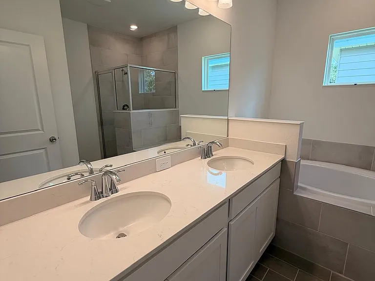 8774 SW 69th Ter — Photo 13