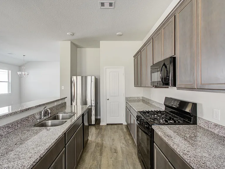 2009 Cedar Branch Dr — Photo 11