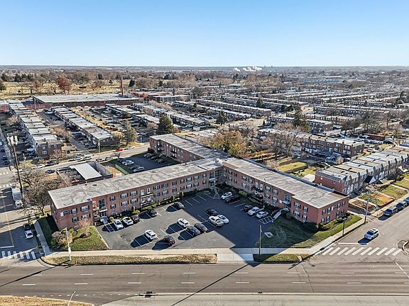 3rd image of 6063 E Roosevelt Blvd #330