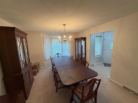 5th image of 2621 Daren Dr