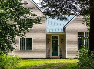 4429 W Hill Rd S, Jamaica, VT 05343