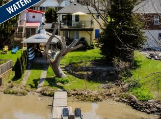 70 Riverside Dr, Welland, ON L3C5E2