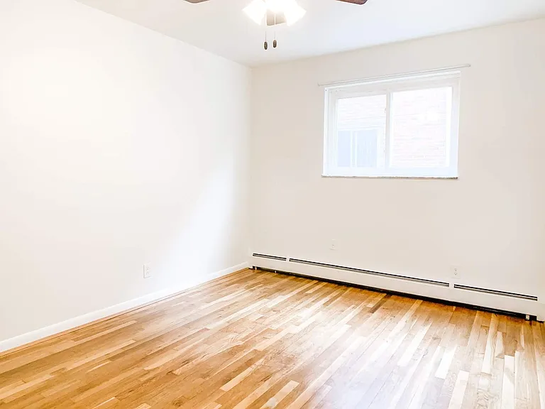 Small Bedroom #7