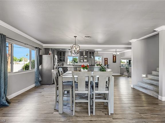 5th image of 3315 Dakota Way