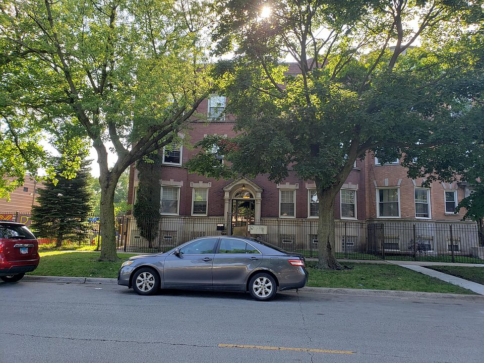 1st image of 5336 S Prairie Ave APT 3N
