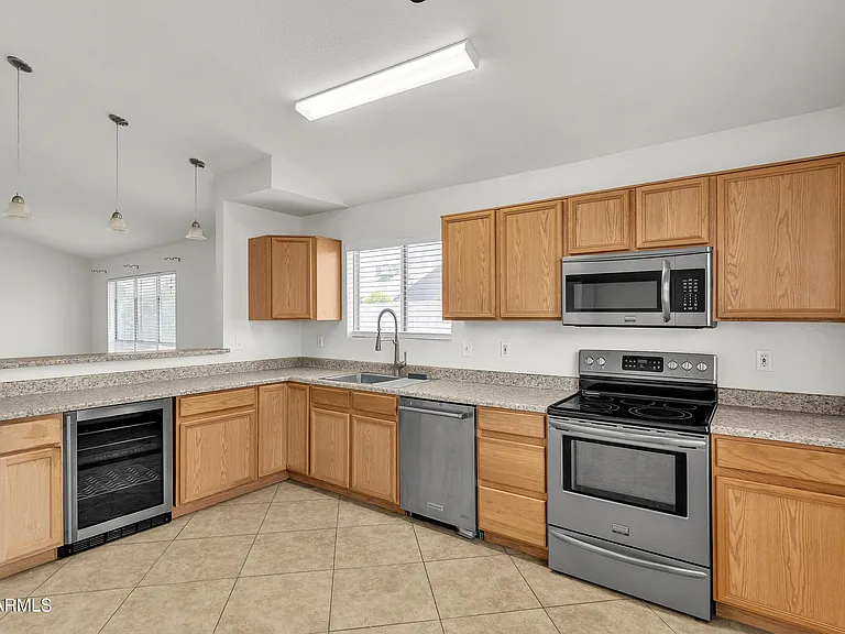 8834 W Purdue Ave — Photo 11