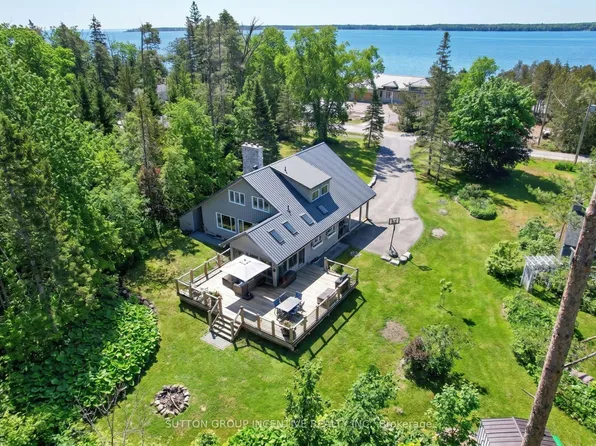 24 Brambel Rd, Oro Medonte, ON L0L 2L0