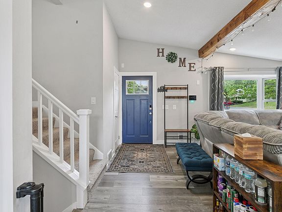 4th image of 6251 Trinity Dr NE