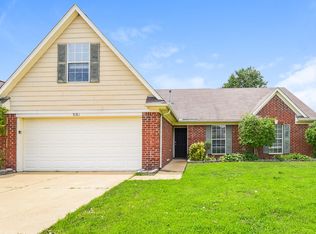 8181 Martin Dr, Southaven, MS 38671