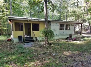 754 McCutcheon Rd, Linden, TN 37096