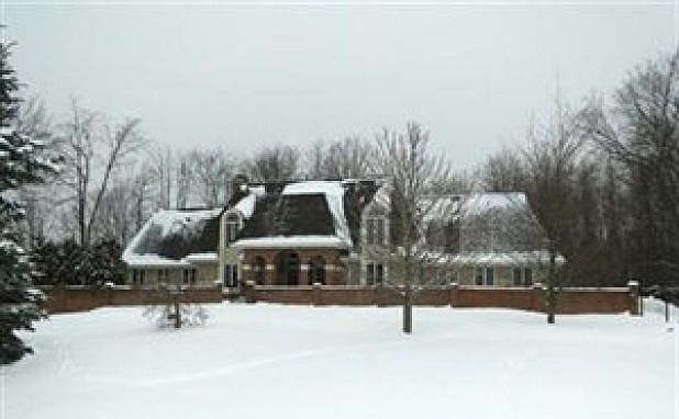 1st image of 4067 N Shore Dr